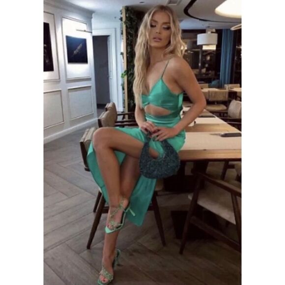 NWOT Zara Blogger’s Favorite Green Asymmetric Cut Out Satin Effect Midi Dress - Picture 11 of 16